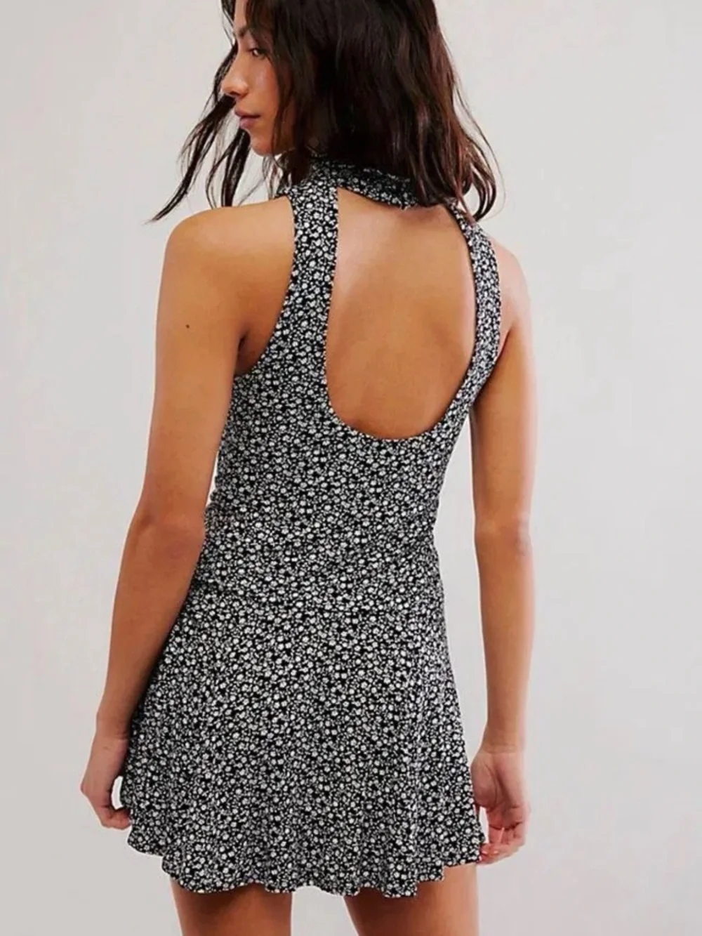 Free People Check It Mini Dress NWT Size M Black White Ditsy Floral Open Back - Picture 6 of 12
